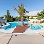 Livvo Risco Del Gato Hotell 4*