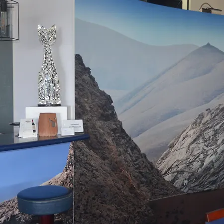 Hotell Livvo Risco Del Gato 4*